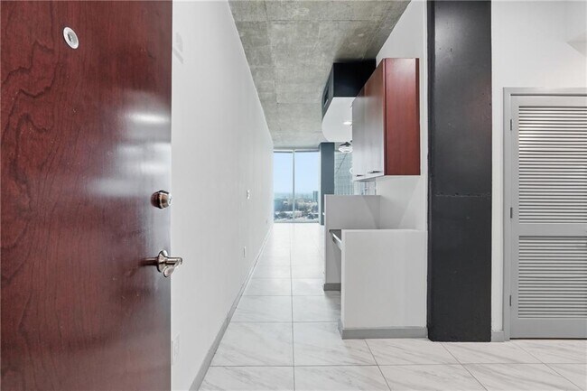 Foto del edificio - 3324 Peachtree Rd NE