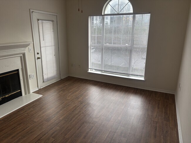 Interior Photo - Wesley St. James Apartments at Sandy Springs