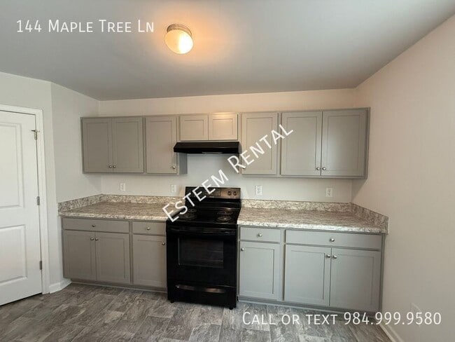 Foto del edificio - 144 Maple Tree Ln