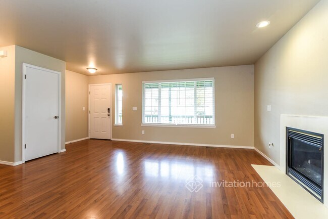 Foto del edificio - 15119 Austin Ave SE