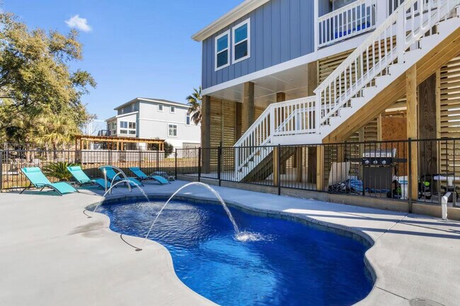 Foto del edificio - 135 Brady Dr