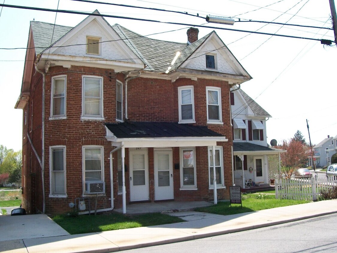 Foto principal - 249 Cleveland Ave