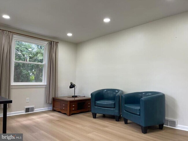 Foto del edificio - 1019 Howellville Rd