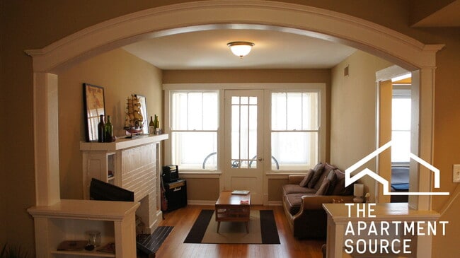 Building Photo - 2659 N Saint Louis Ave