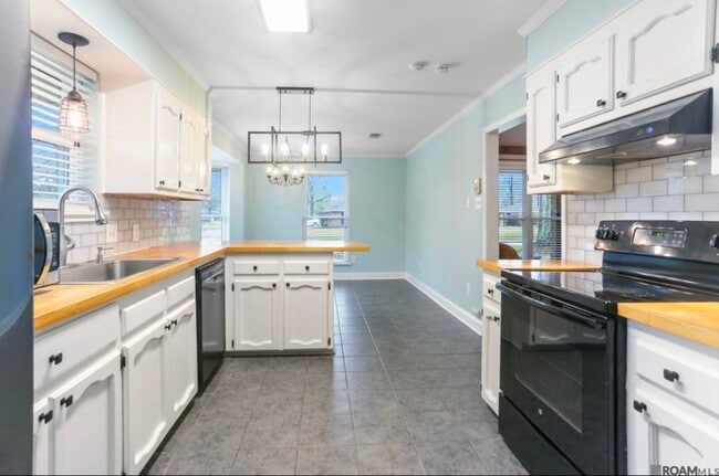 Foto del edificio - 7622 Oneal Rd