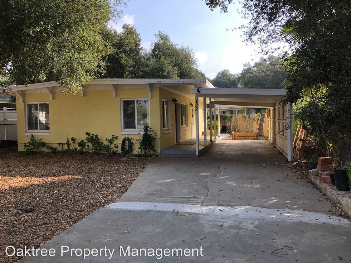 Primary Photo - 128-140 S La Luna Ave