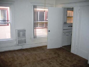 Interior Photo - 712 S Westlake Ave