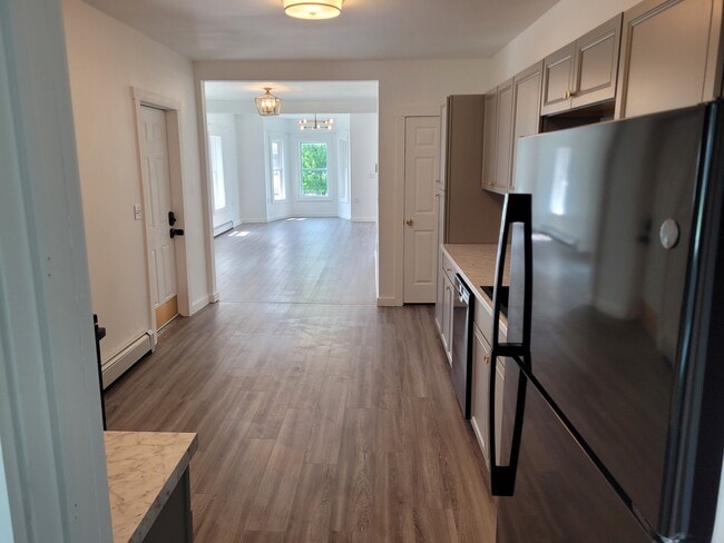 Building Photo - 137 Federal St