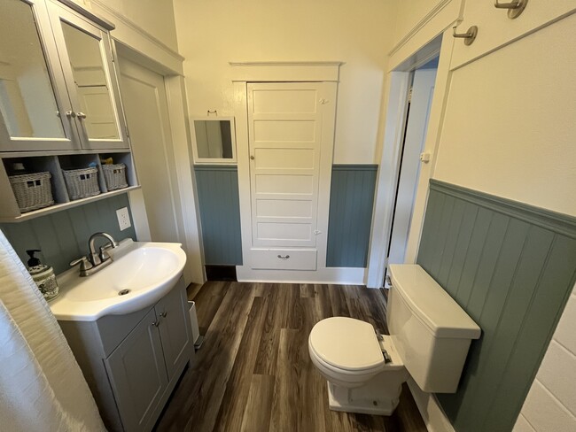 Upstairs bathroom - 428 NW 7th St