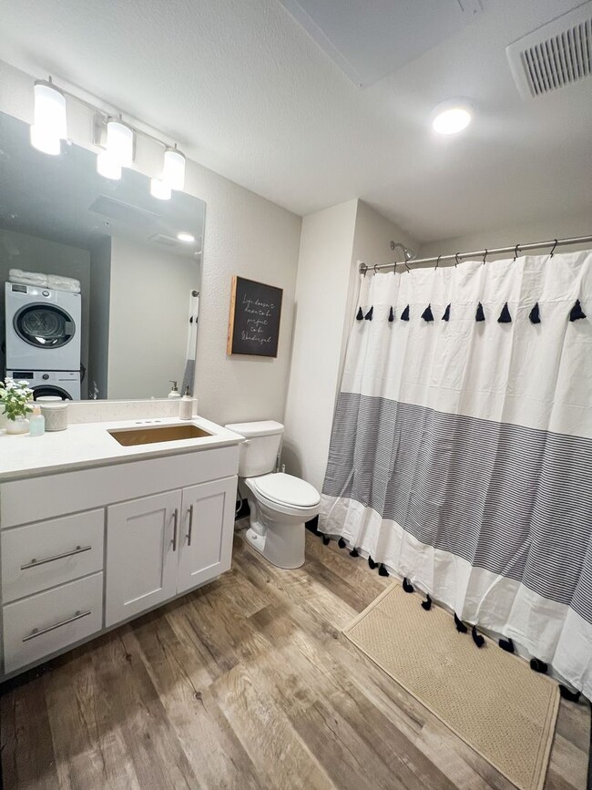 Interior Photo - Briar Grove Apartments