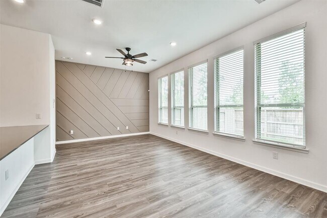 Foto del edificio - 582 Dry Fork Ln