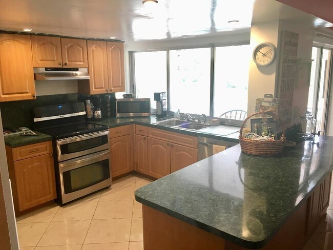 Foto del edificio - 6863  Lakeside Road