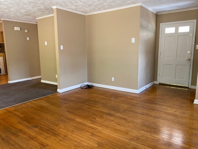 Foto del edificio - 275 Dogwood Club Rd