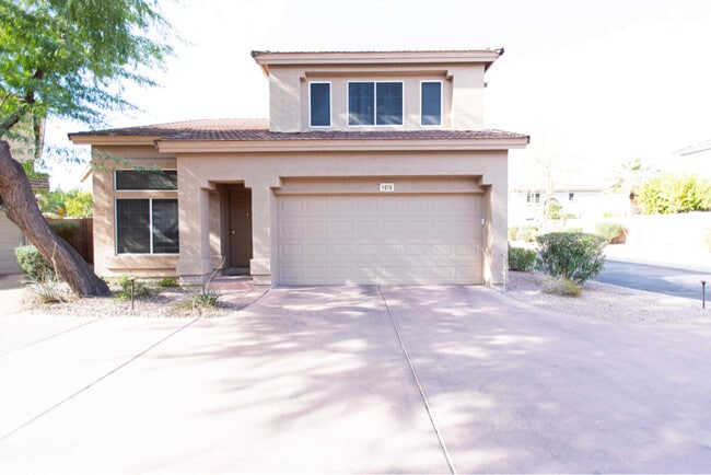 Foto del edificio - 15550 N Frank Lloyd Wright Blvd