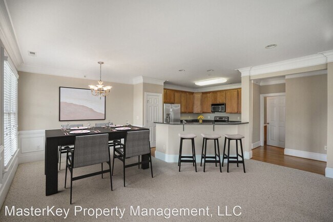 Building Photo - 3 br, 2.5 bath House - 832 Waterford Lake Dr
