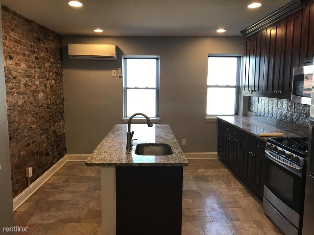 Foto principal - 1307 E Pratt St
