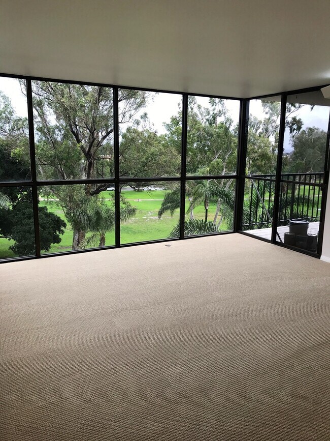 Foto del edificio - 6th Floor 2 Bedroom 2 Bath Newly remodeled...