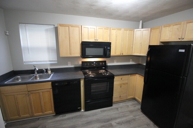 Photo - 1300 W 26th St House