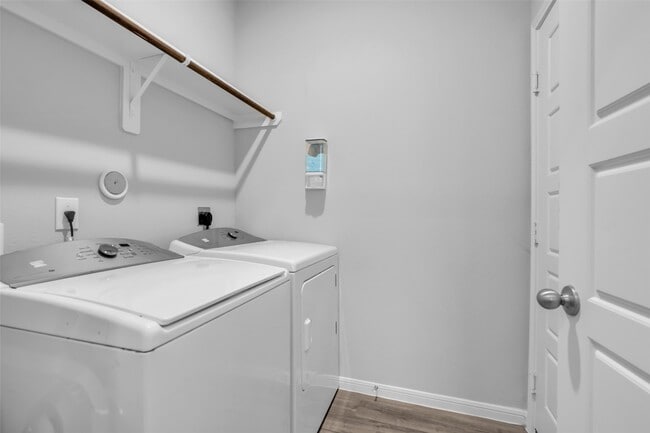 Foto del edificio - 27108 Kestrel Trl