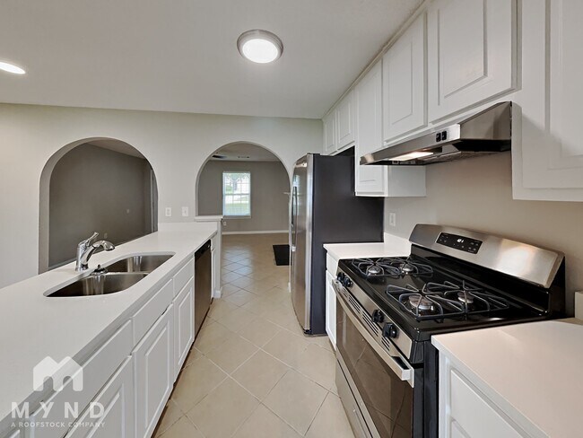 Building Photo - 3668 Jervis Ct