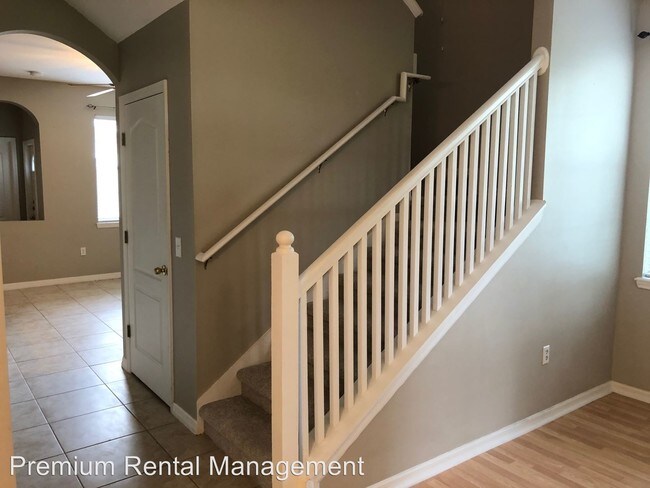 Foto del edificio - 4 br, 2.5 bath House - 7132 Five Oaks Dr