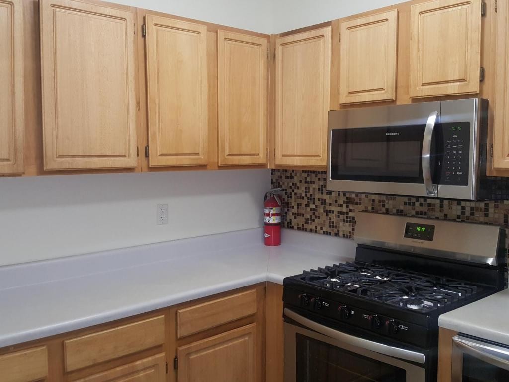 Primary Photo - 1034 Greene Avenue