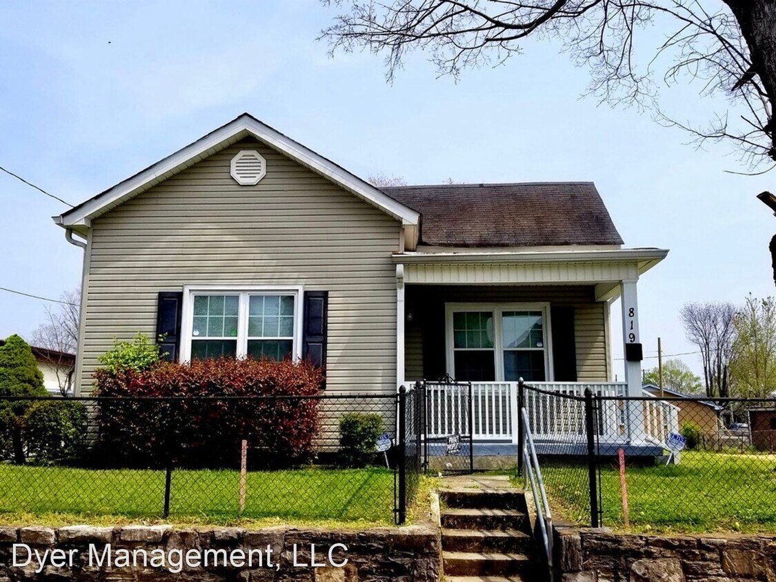 Foto principal - 3 br, 1 bath House - 819 Meridian St