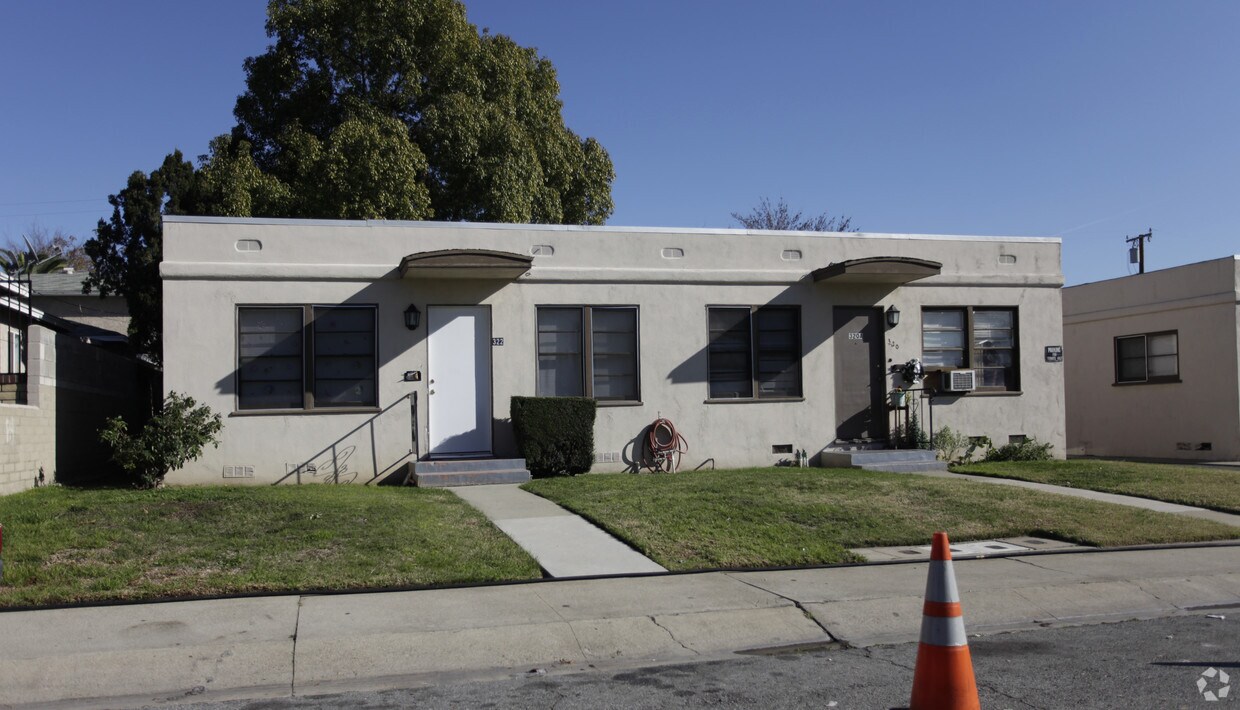 Foto del edificio - 314-322 N Beverly Ct