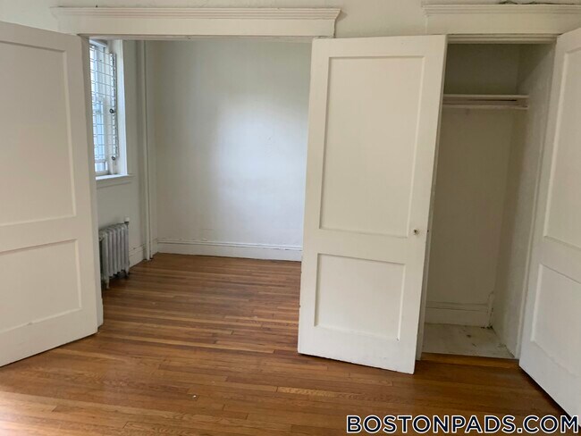 Building Photo - 1171 Boylston St