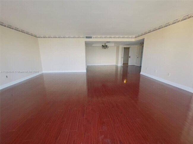 Foto del edificio - 11113 Biscayne Blvd