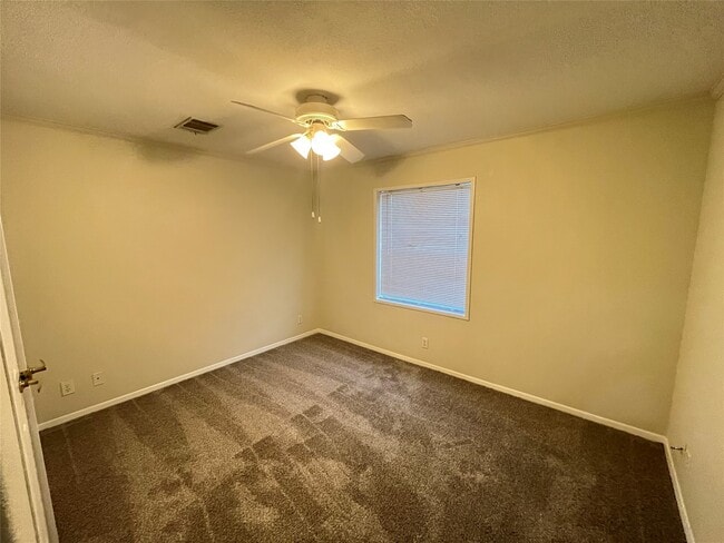 Building Photo - 10214 Berrybriar Ln