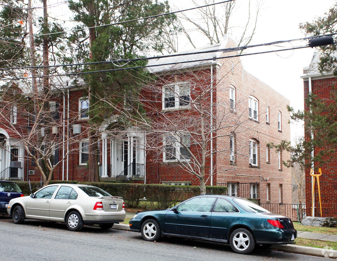 Primary Photo - 2504 41st St NW
