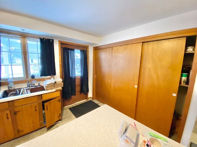 Foto del edificio - 203 Maple St