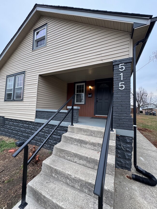 Foto del edificio - 515 E 9th St