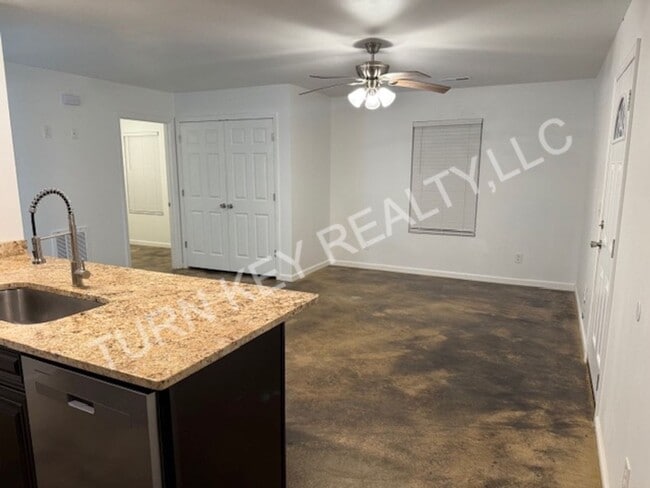 Foto del edificio - 1035 County Rd