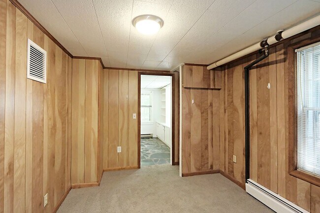 Foto del edificio - Pet-Friendly Fry's Spring Basement Apartment