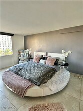 Building Photo - 205 E Harmon Ave