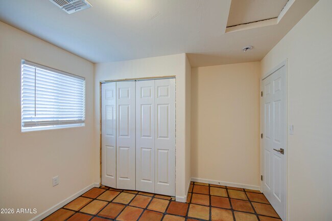 Foto del edificio - 10345 N 90th Ave