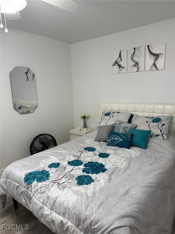 Building Photo - 1335 NE Pine Island Ln