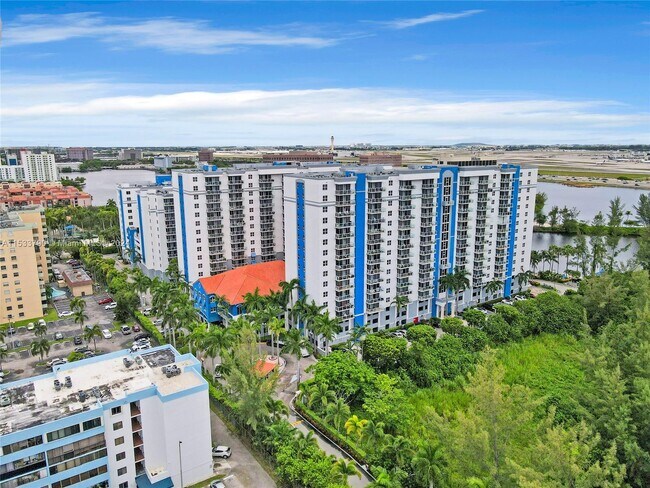 Foto del edificio - 5091 NW 7th St