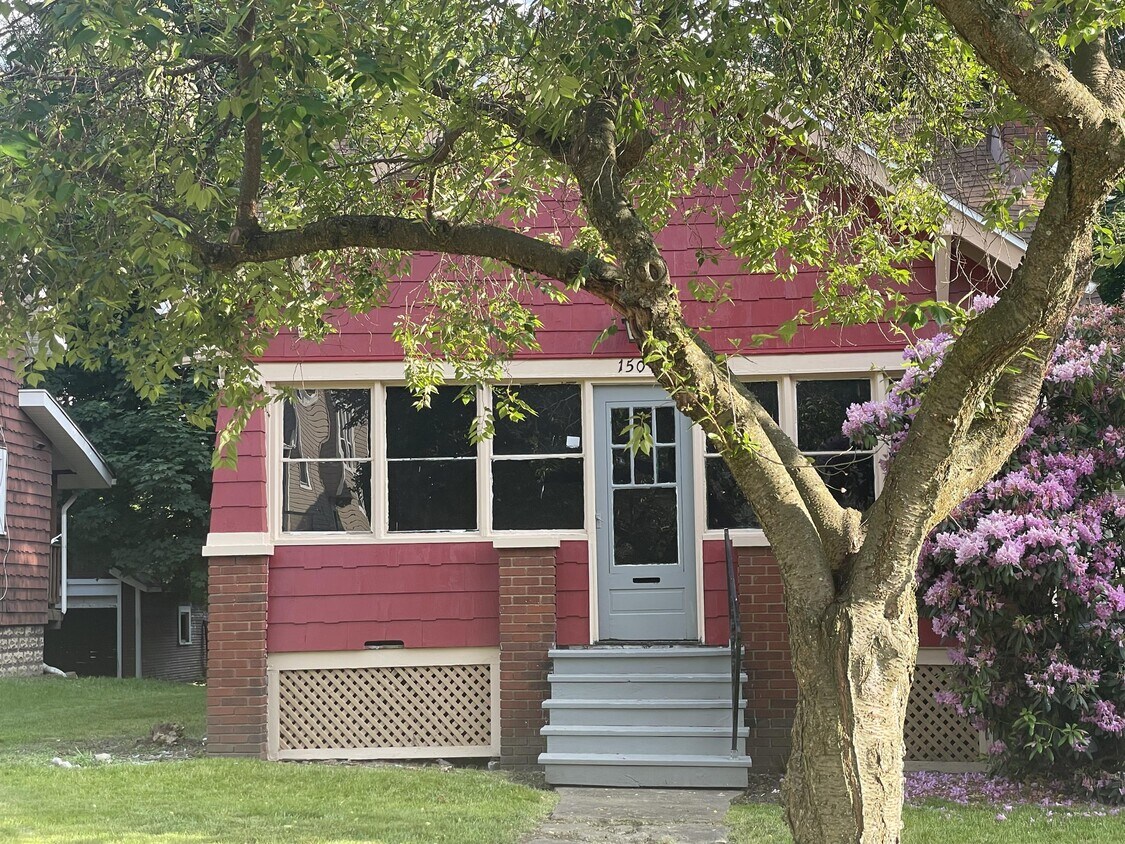 Primary Photo - 1504 Preston Ave
