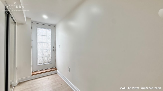 Building Photo - 132 Ridgemount St