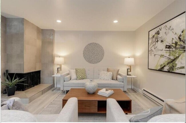 Foto del edificio - 1-Bedroom Unit with Parking in Mountain View, CA!