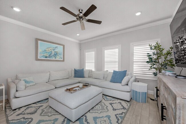 Foto del edificio - 382 Lightning Bug Ln