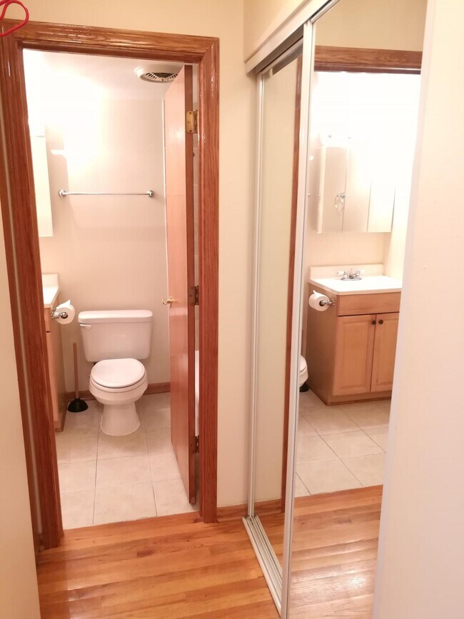 Foto del edificio - 4600 N Cumberland Ave