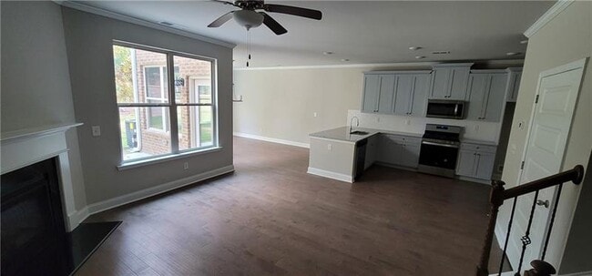 Foto del edificio - 5995 Arbor Knoll Pl