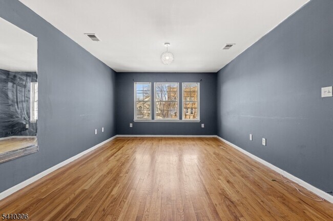 Foto del edificio - 457 Irvine Turner Blvd