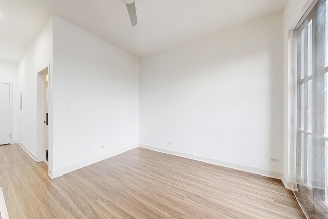Interior Photo - The Sutherland