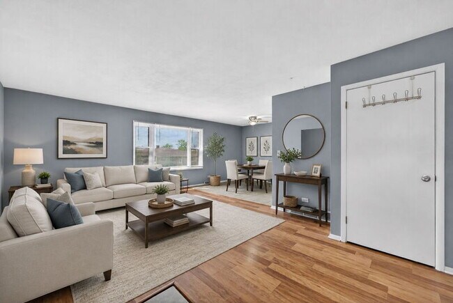 Foto del edificio - 5870 Garrett Ln