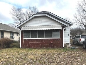 Building Photo - 711 N Exeter Ave